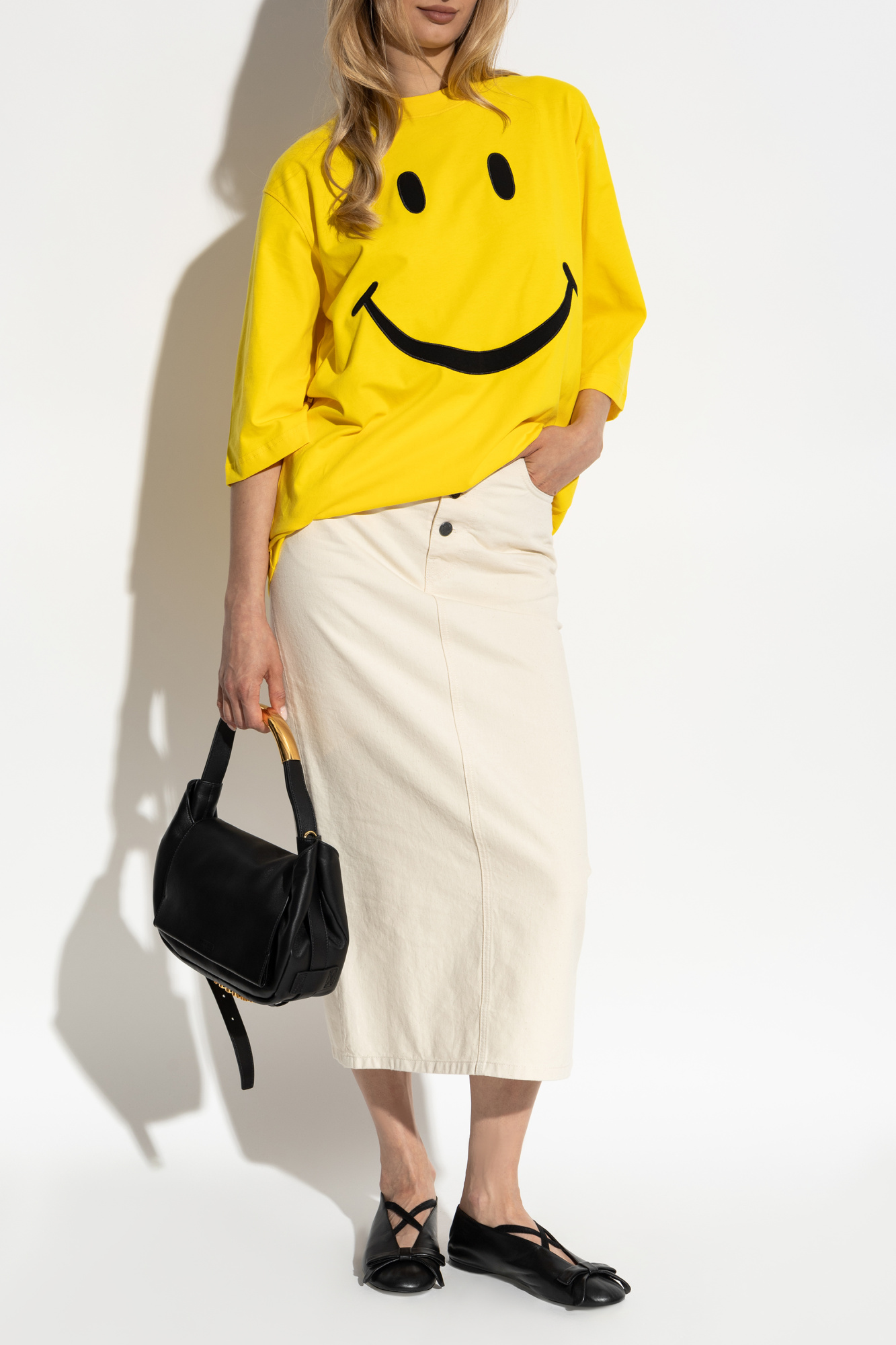 Tシャツ・カットソー Moschino Smiley Face Graphic T-Shirt In Bright Yellow Cotton Moschino Kids Moschino Kids Smiley Face T-Shirt in Yellow